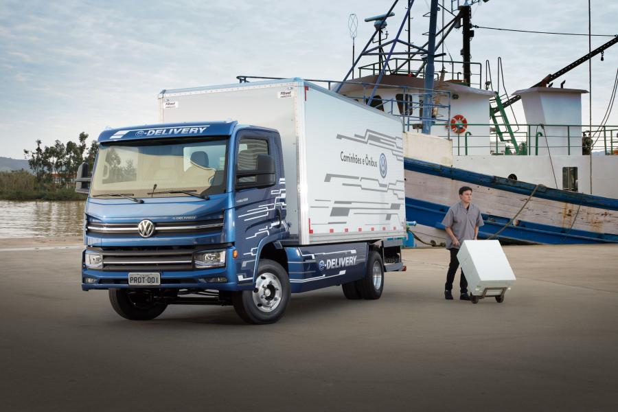  Volkswagen e-Delivery 2017 года  (фото 11 из 28)